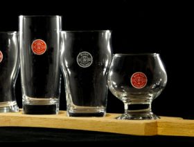 Vasos cerveza catar x 4